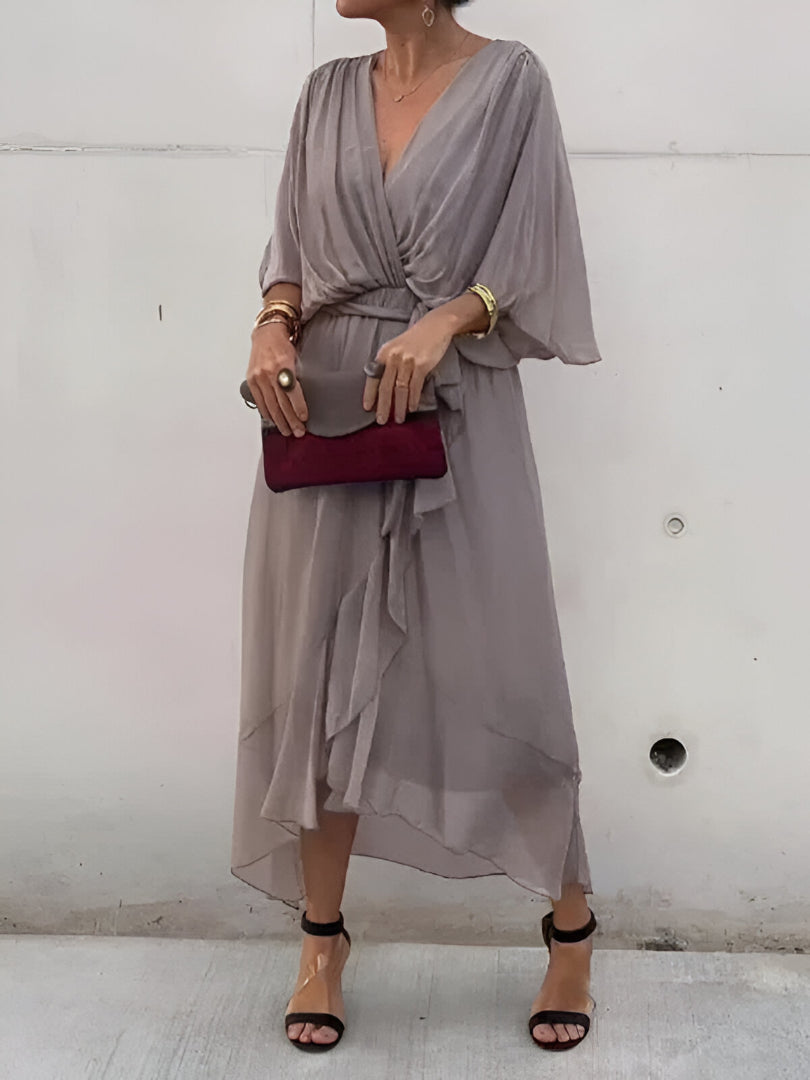 Gretel – Zeitloses Maxikleid mit V-Ausschnitt und fliessendem Schnitt